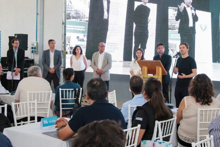 FOGABA entregó certificados de operatoria en Tres Arroyos