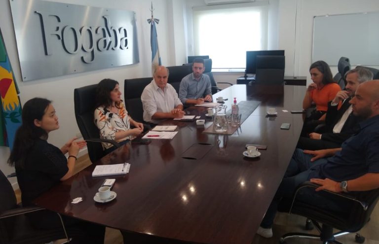 Nos reunimos con la Comisión Nacional de Valores