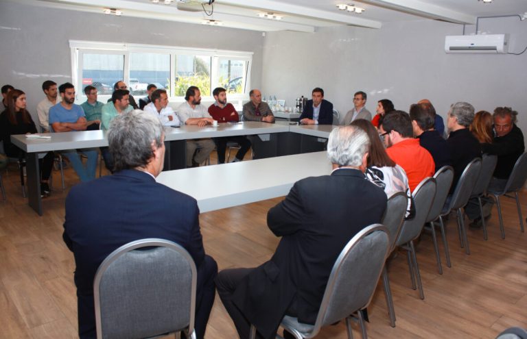 Entrega de certificados en Tandil