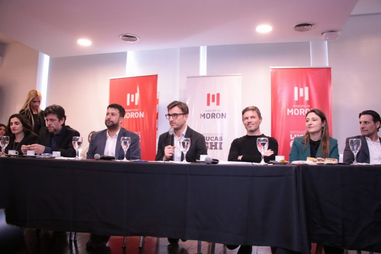 Encuentro del Ministro Costa con 70 PyMEs de Morón